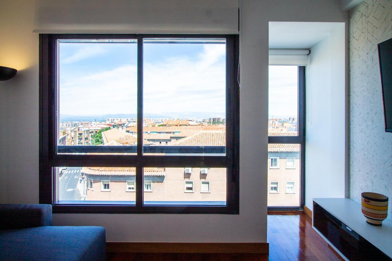 Apartamentos Castilla Luz Business Madrid Exteriör bild