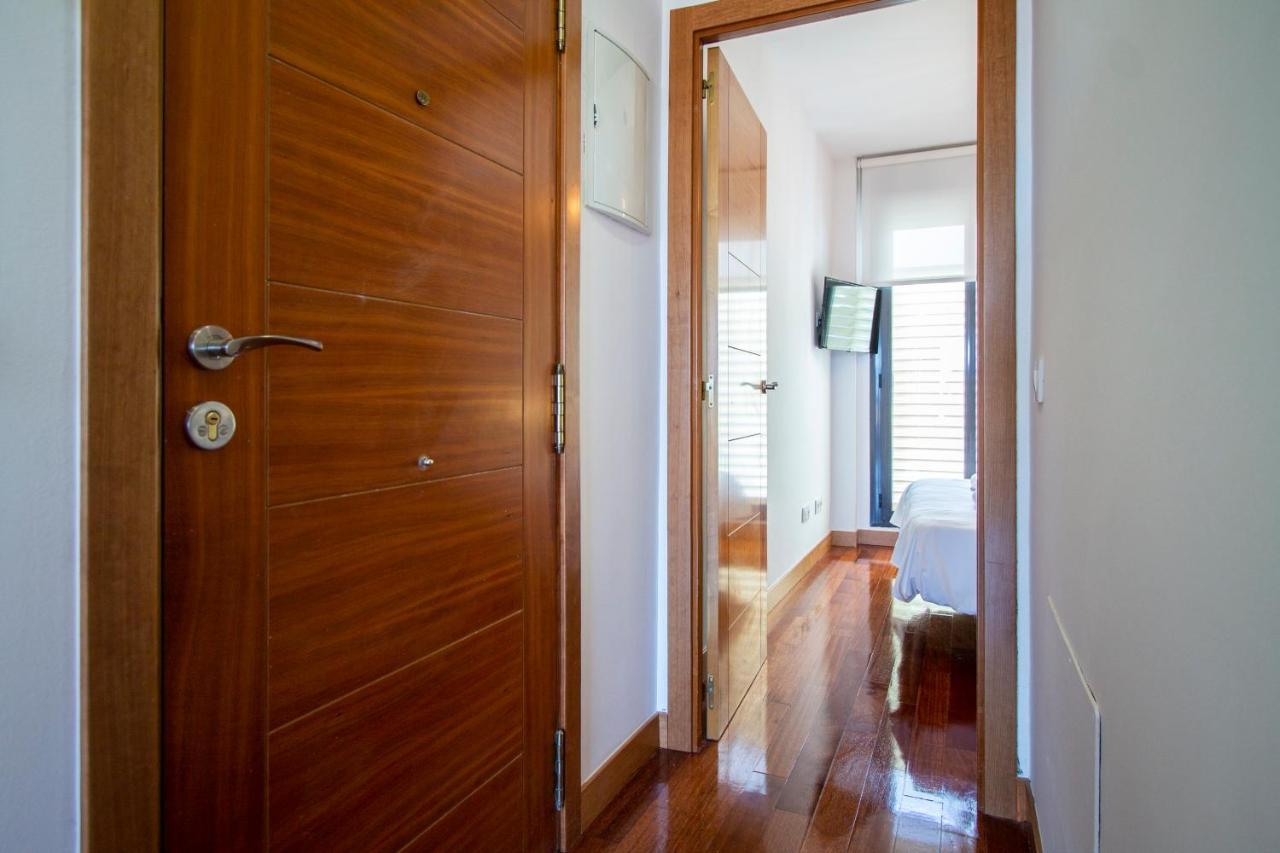 Apartamentos Castilla Luz Business Madrid Exteriör bild