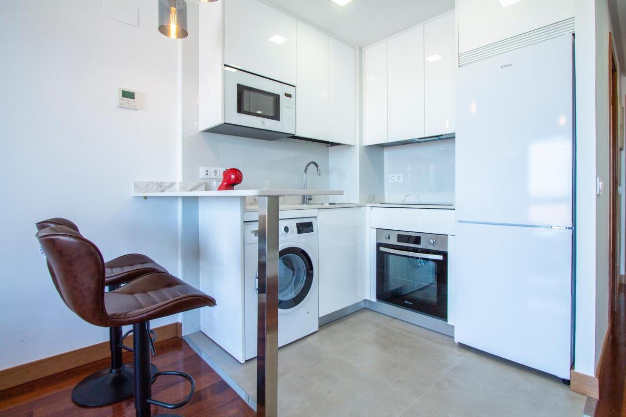 Apartamentos Castilla Luz Business Madrid Exteriör bild