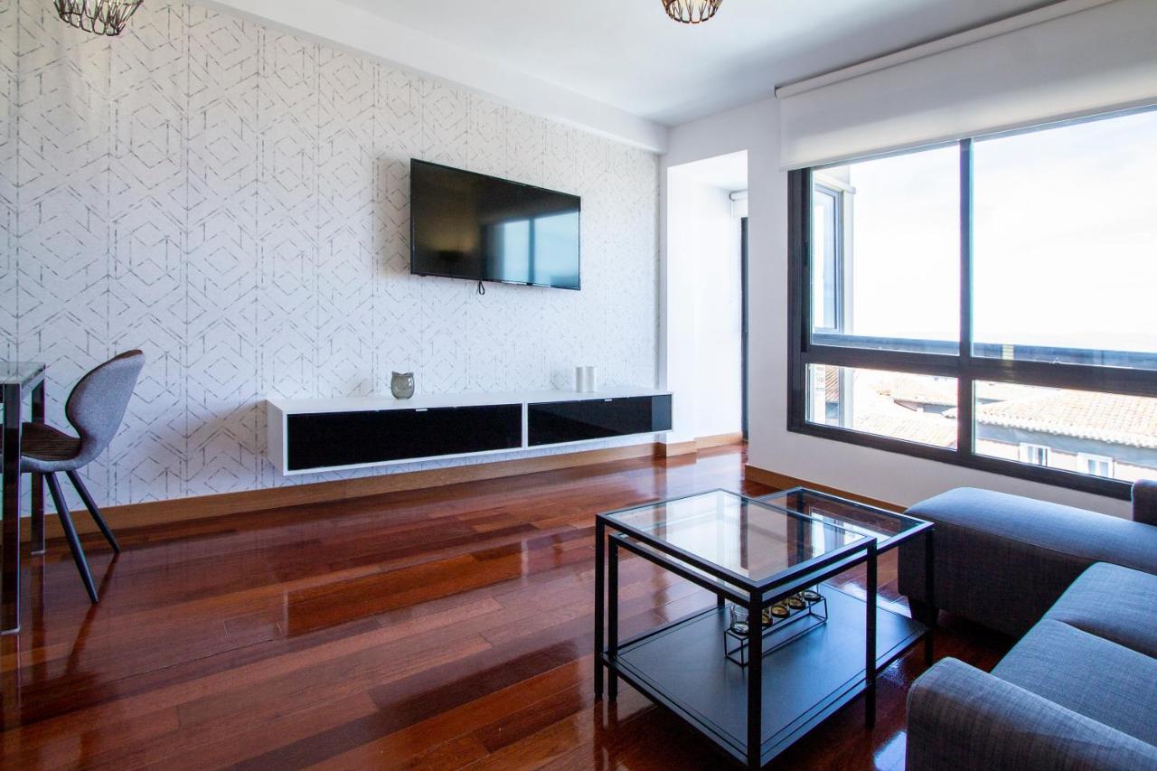 Apartamentos Castilla Luz Business Madrid Exteriör bild